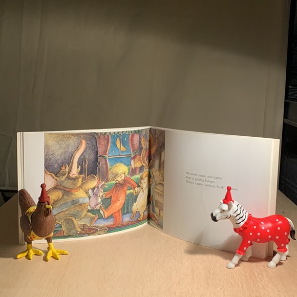 2009 Hooked on Phonics “The Party” Book (Paperback), party rooster & zebra used - Picture 4 of 17